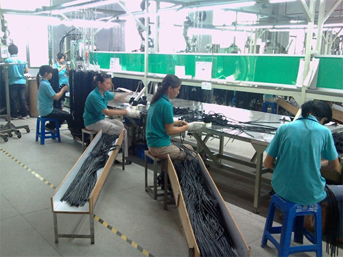 東莞AC插頭流水線(xiàn)